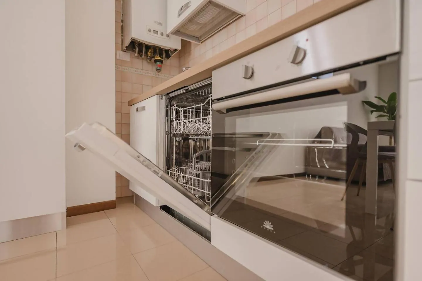 Unico Apartment 8 Alloggio A 700Mt Dalla Stazione Venice 0*,  Italy