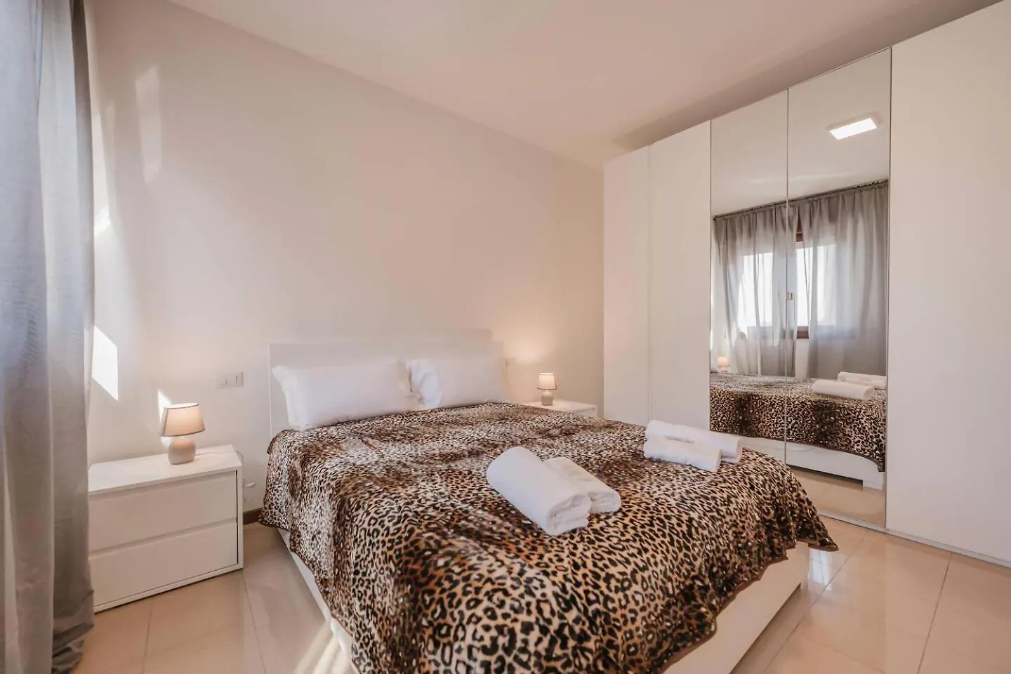 Unico Apartment 8 Alloggio A 700Mt Dalla Stazione Venice