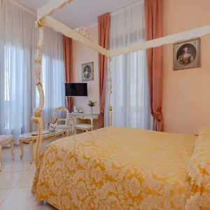 Marte Hotell